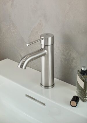 ΜΠΑΤΑΡΙΑ ΝΙΠΤΗΡΟΣ essence 23589dc1 super steel grohe
