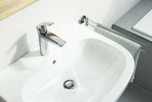 ΜΠΑΤΑΡΙΑ ΝΙΠΤΗΡΟΣ eurosmart 2339330e ΧΡΩΜΕ grohe